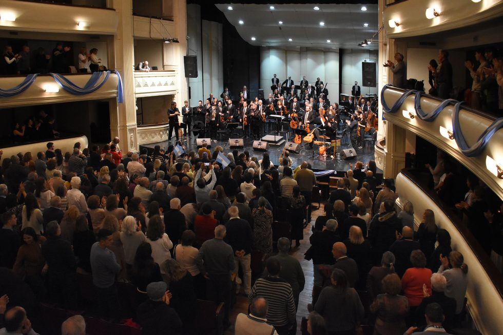 El Teatro Independencia renueva su cartelera con humor, flamenco, teatro nacional y una gran velada patriótica